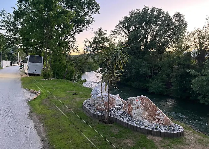 Rivers Fisherman Camp *